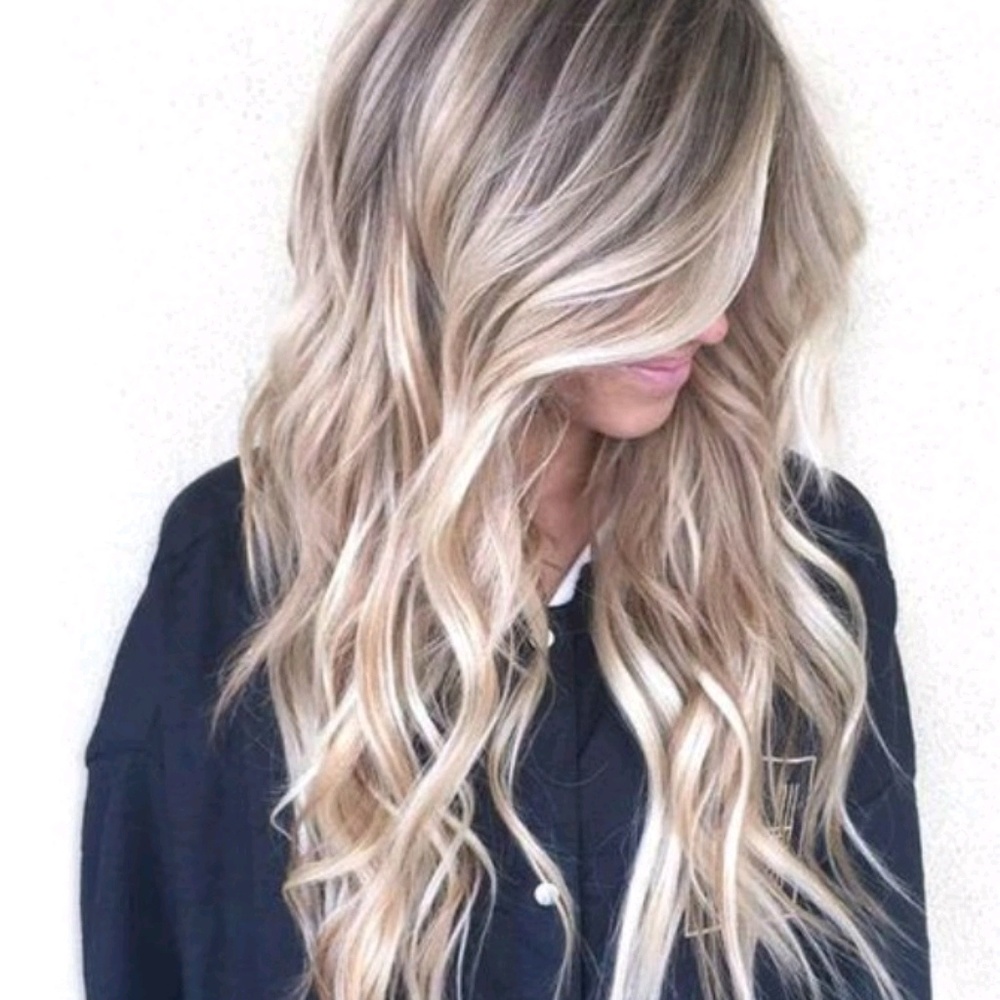 Meet your Posher, Emellie